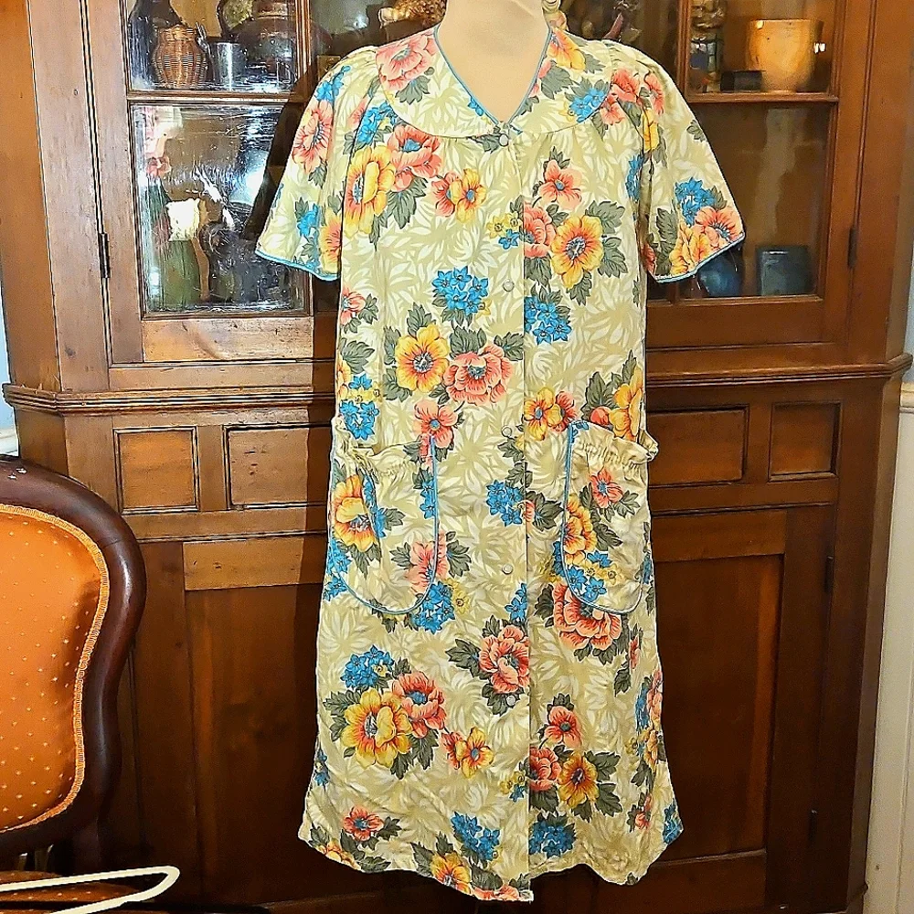 Old Dumpy Floral Housedress